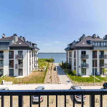 Seaside For 4 With Balcony Apartmán Dziwnów